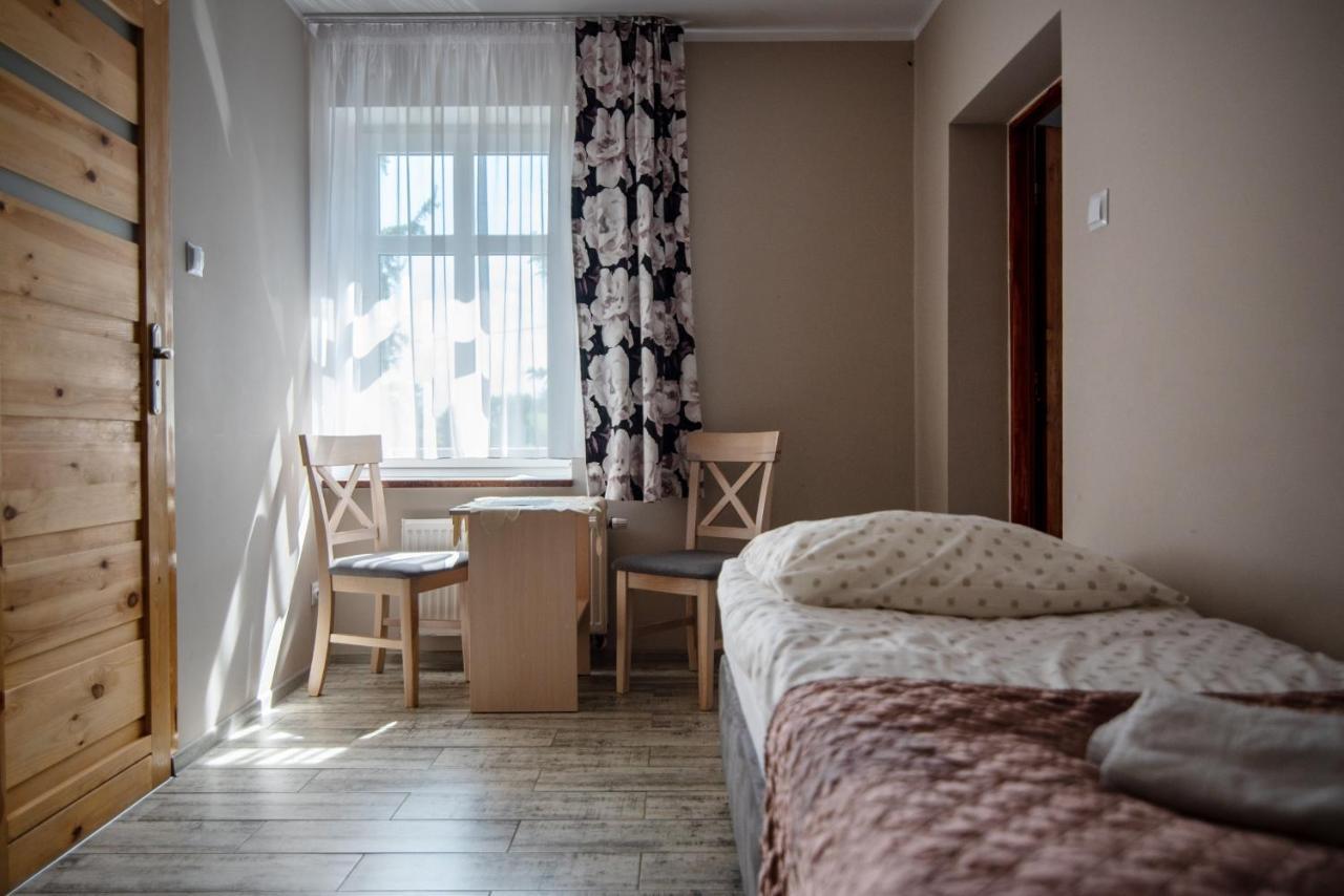Vila Gosciniec Pod Debem Wilimy Exteriér fotografie